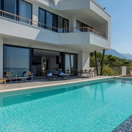 Villa Monachus 2
