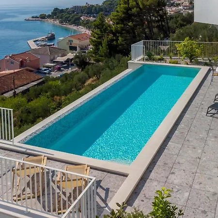 Monachus 2 Villa